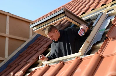 Pose de fenêtres de toit Velux à Clémensat